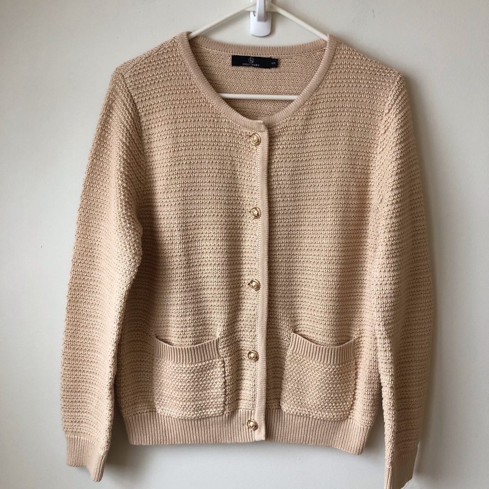 Lillusory cardigan classic textured knit gold tone buttons pockets tan Size S